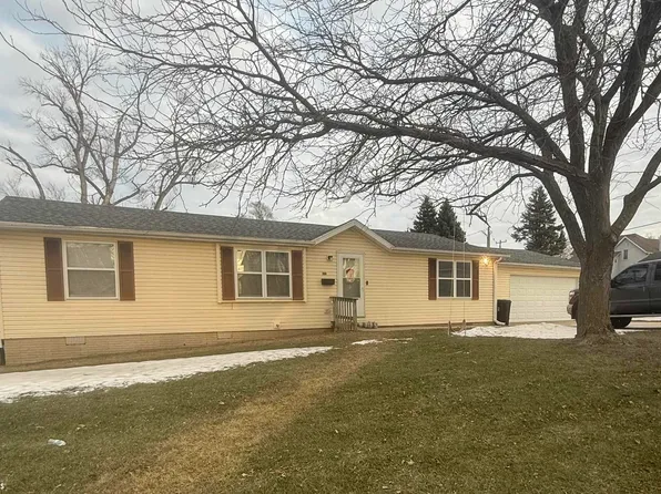 206 N Green St, Toledo, IA 52342