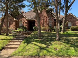 1315 Mosslake Dr, Desoto, TX 75115