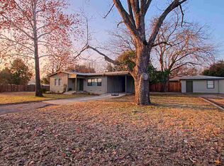 930 Trinity St, Marble Falls, TX 78654