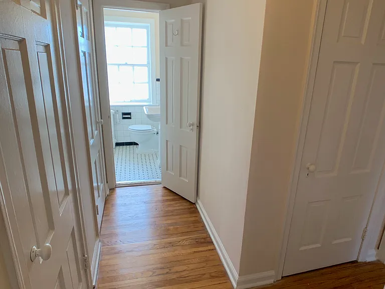 2856 Thornhill Rd — Photo 24