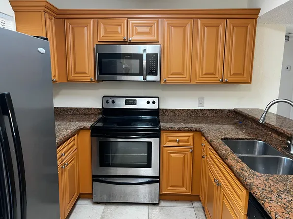 1541 Balfour Point Dr, West Palm Beach, FL