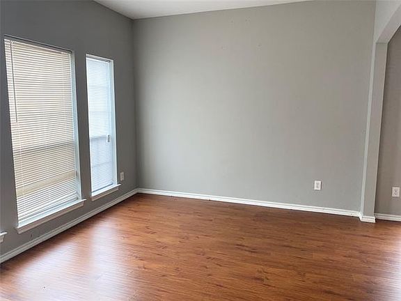 5th image of 1121 Firewheel Pl