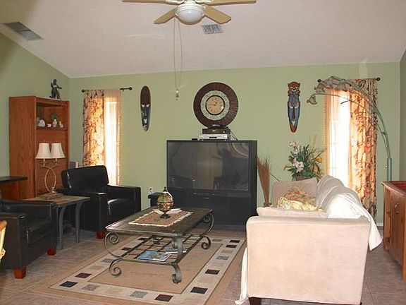 4th image of 384 Gulfbreeze Blvd