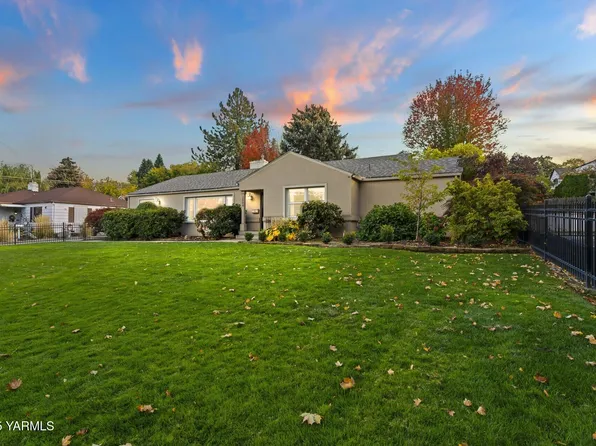 2008 Summitview Ave, Yakima, WA 98902