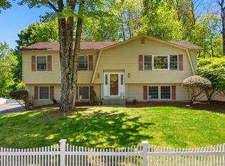 10 Sabin Drive, Airmont, NY 10901