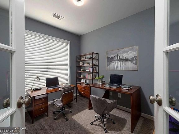 5th image of 308 Balaban Cir