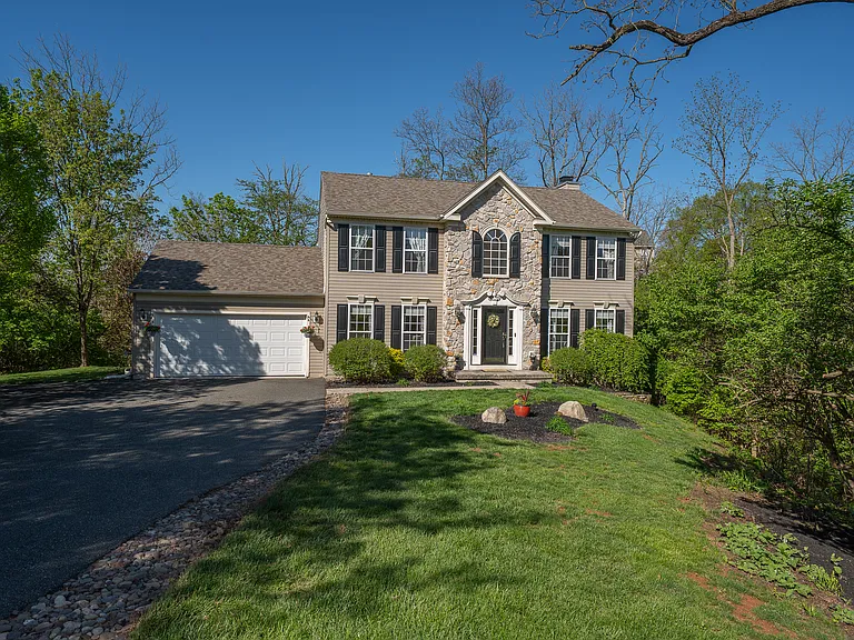 903 Maplewood Dr — Photo 41