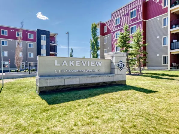 15 Saddlestone Way NE #416, Calgary, AB T3J 0S3