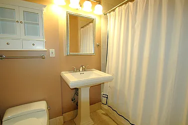 Rented by BLU Real Estate