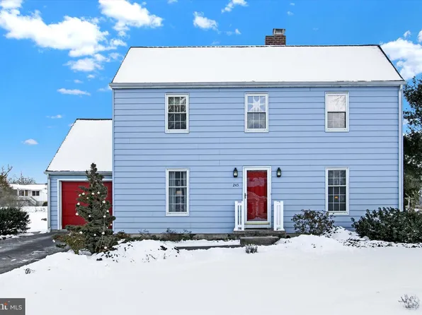 245 Confederate Dr, Gettysburg, PA 17325