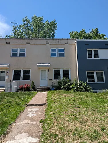 334 1st Ave S Photo 1