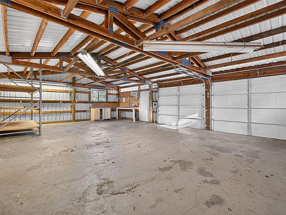 2nd image of 14585 Betz Ln