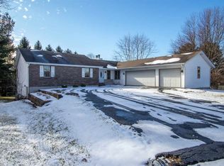 6533 Ashdale Close, Rockford, IL 61107