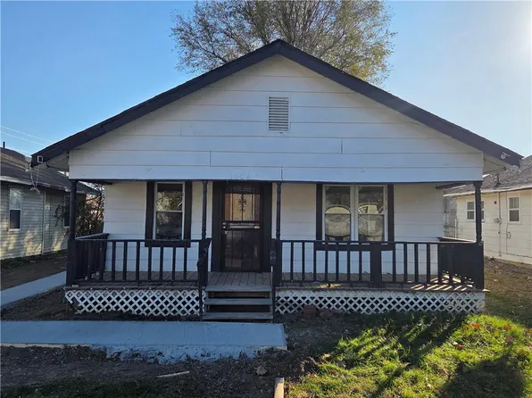 1006 W Cliff St, Saint Joseph, MO 64504