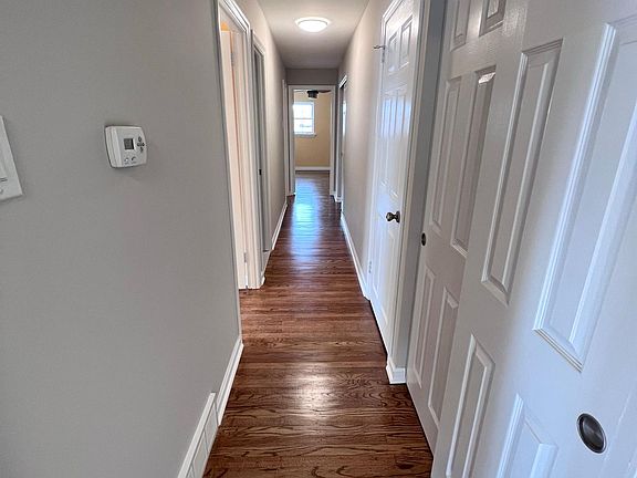 4th image of 2157 Benson St Floor 2