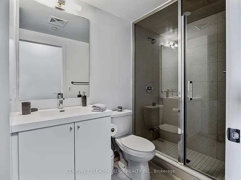 2550 Simcoe St N #819 — Photo 10