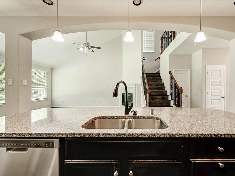43 Amaifi Dr — Photo 25