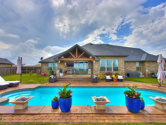 3rd image of 3193 Silver Crossing Cir
