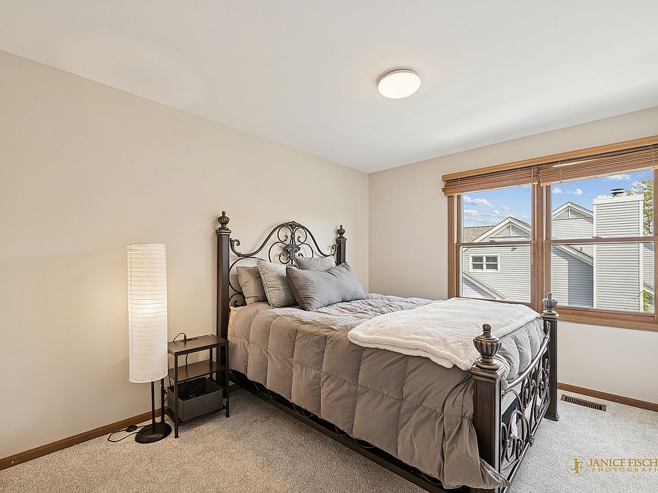 2nd image of 531 Salceda Ln