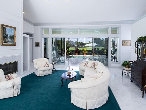 5th image of 186 Twelve Oaks Ln