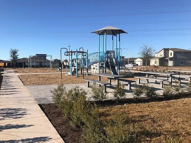 8101 City Top Blvd — Photo 34