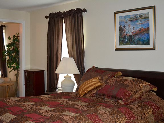 5th image of 25 Kingston St