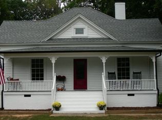 433 Woodlawn Rd, Mebane, NC 27302