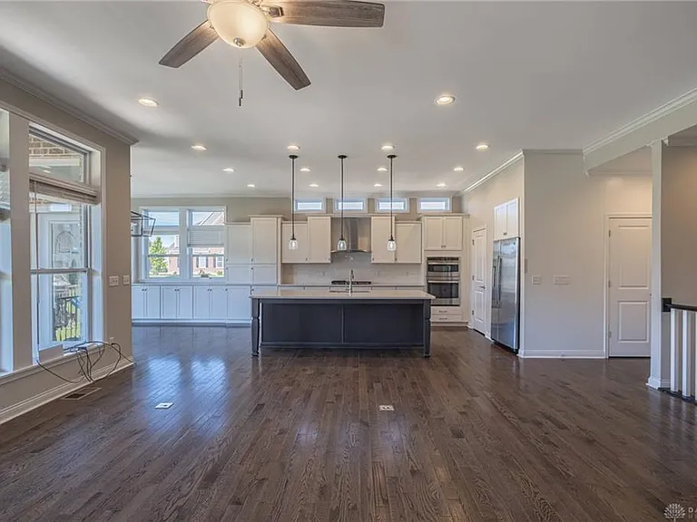 9501 Flatrock Dr — Photo 11