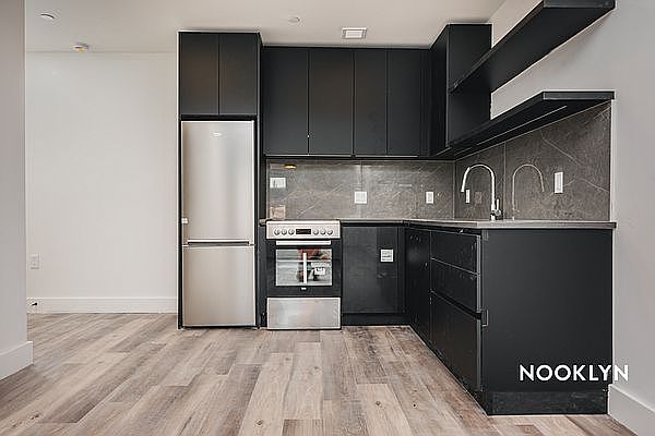 1st image of 26 Quincy St #6D
