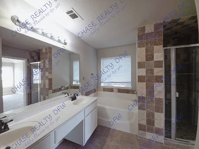 10929 Hawks Landing Rd — Photo 9