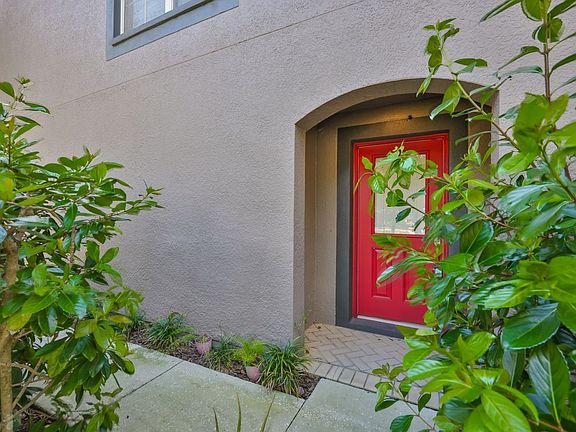 3rd image of 1307 Salem Orchard Ln #Townhouse