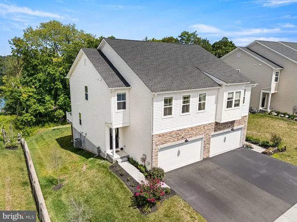 851 Pecan Rd, Spring City, PA 19475