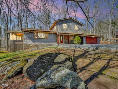 49 Woodhill Ln, Lake Ariel, PA, 18436