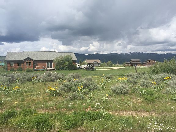 2nd image of 7901 Spoon Creek Dr