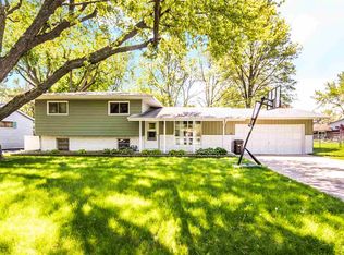 8650 N Picture Ridge Rd, Peoria, IL 61615