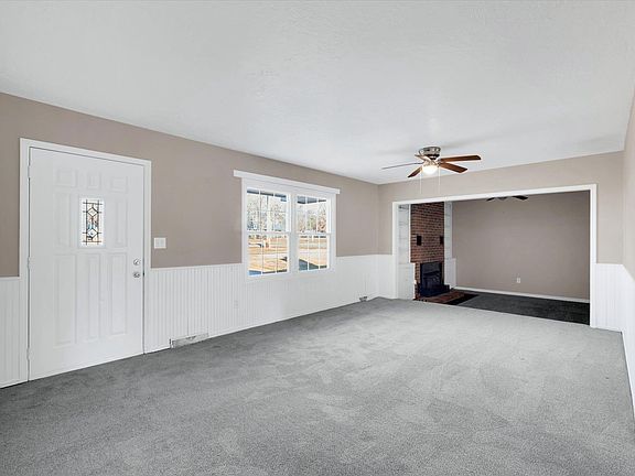 5th image of 128 Becky Gibson Rd