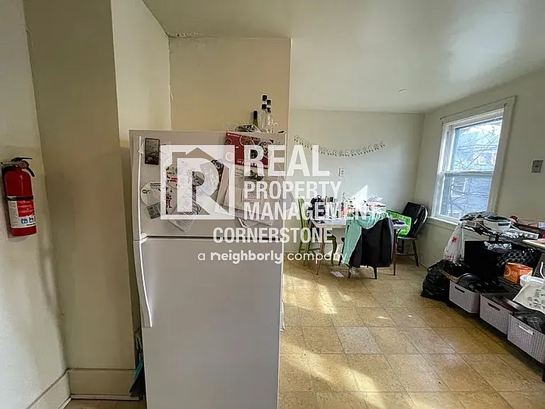 808 W Kalamazoo Ave — Photo 16