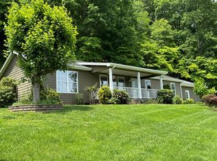525 W Deep Creek Rd, Bryson City, NC 28713