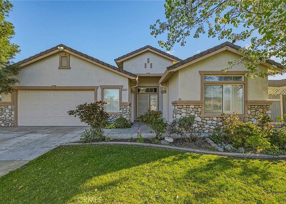 1st image of 1818 Lake Ridge St