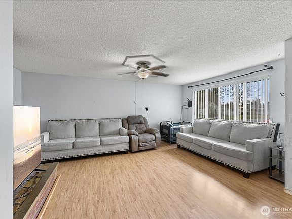 4th image of 1751 S 43rd Street