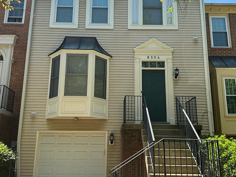 8504 Mayaone St — Photo 1