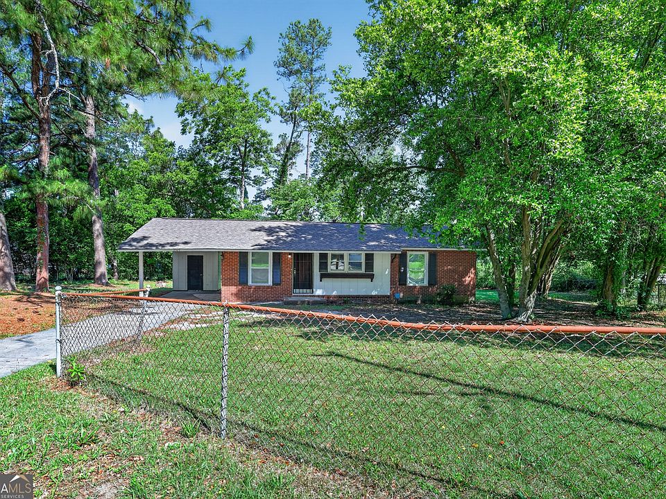 1st image of 2309 Sumac Dr