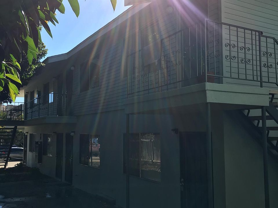 1st image of 1124 Felspar St