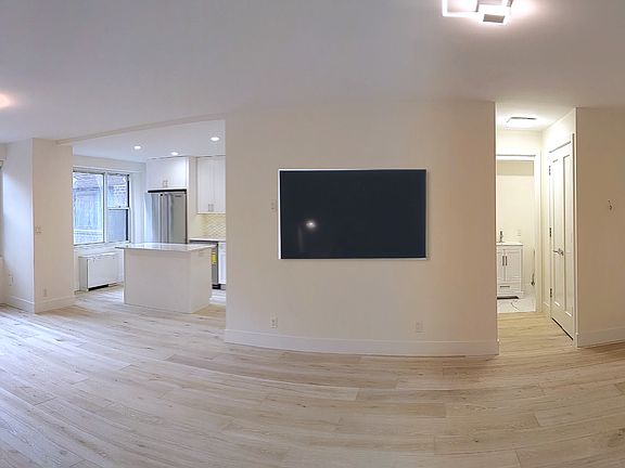 5th image of 340 E 64th St APT 4S