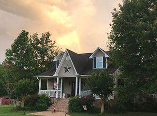 8700 Myrtlewood Dr, Moss Point, MS 39562