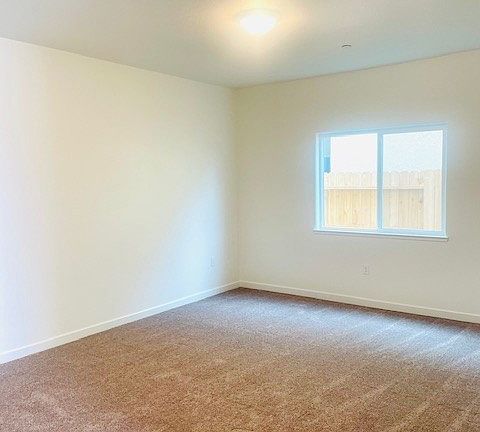 4th image of 42 Squaw Valley Ct