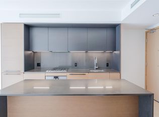 1289 Hornby St #2710, Vancouver, BC V6Z 0G7