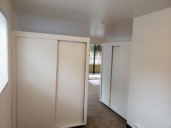3rd image of 5219 University Way NE #312