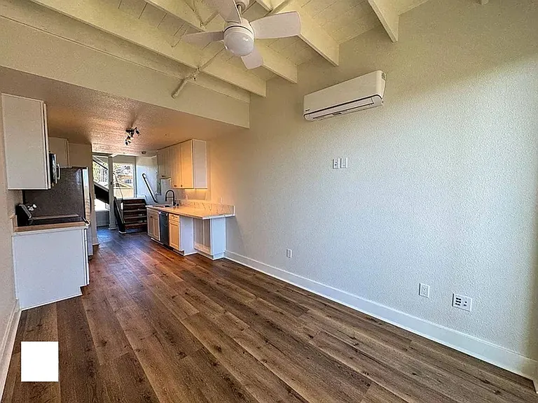 3046 Nimitz Blvd — Photo 3