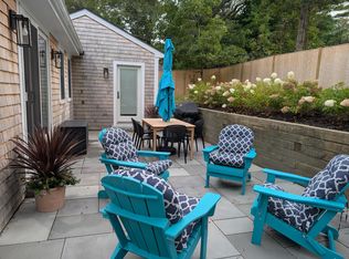 100 Old Lighthouse Rd, Tisbury, MA 02568